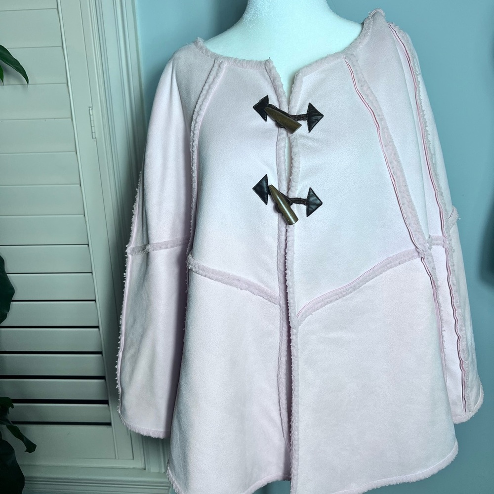 Preston & York Pink Poncho Cape Coat 
 Faux Shearling One Size Barbiecore Pink